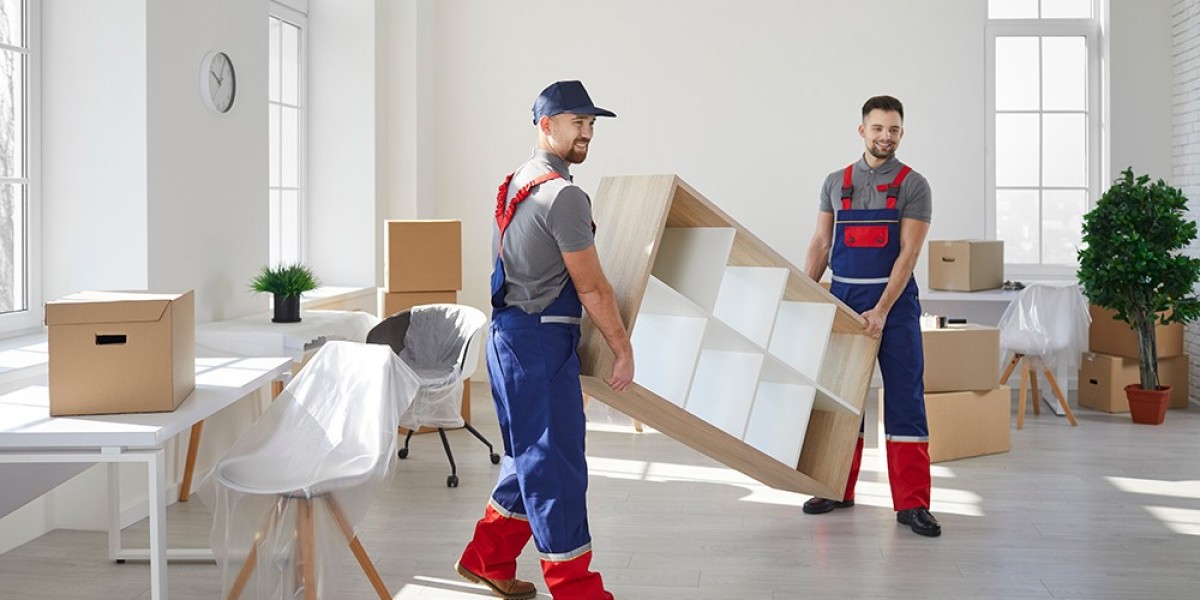 Moving Across Canada? Here’s Why You Need Professional Movers